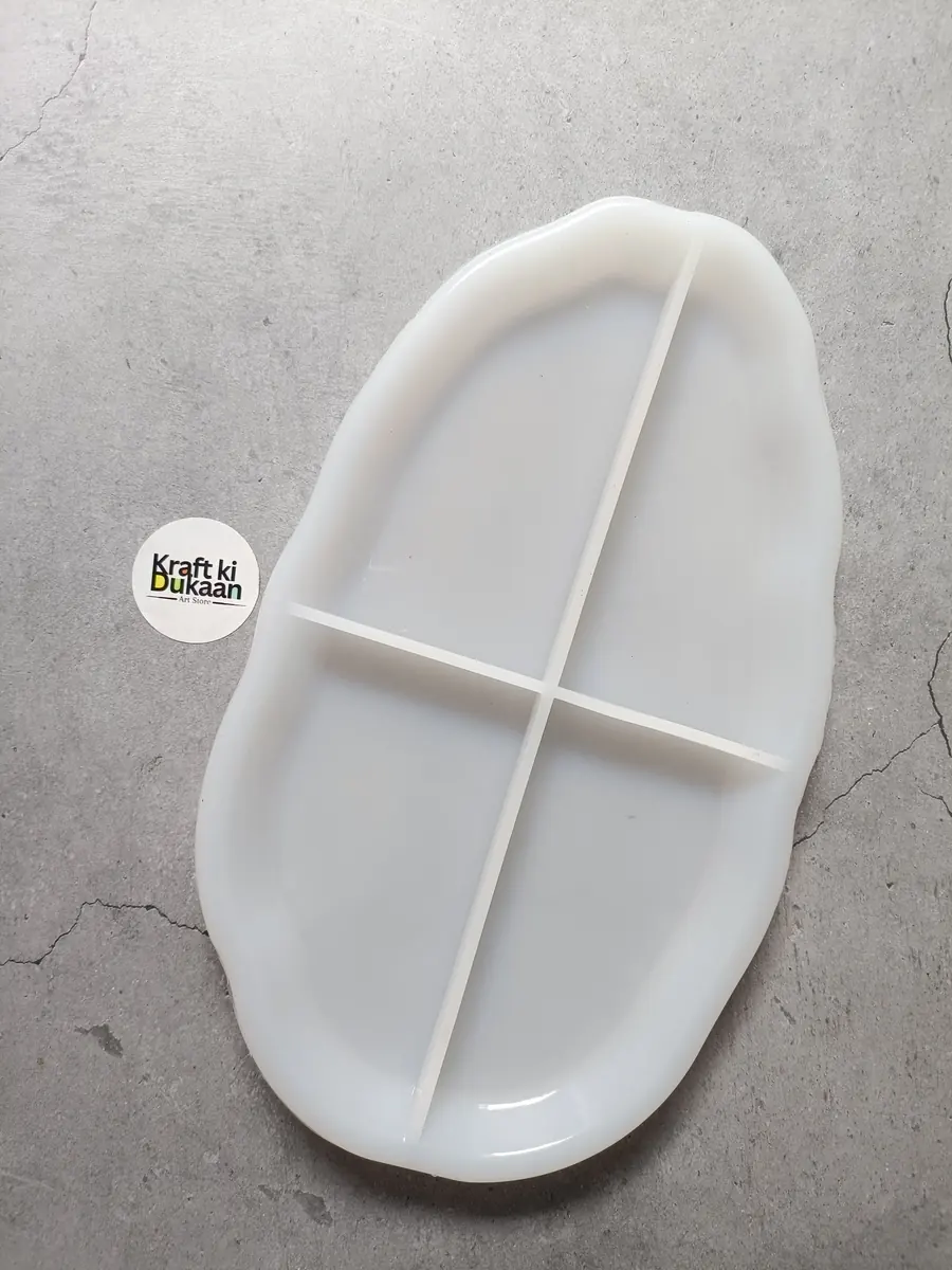 Oval Tray Mould 28.5x16CM