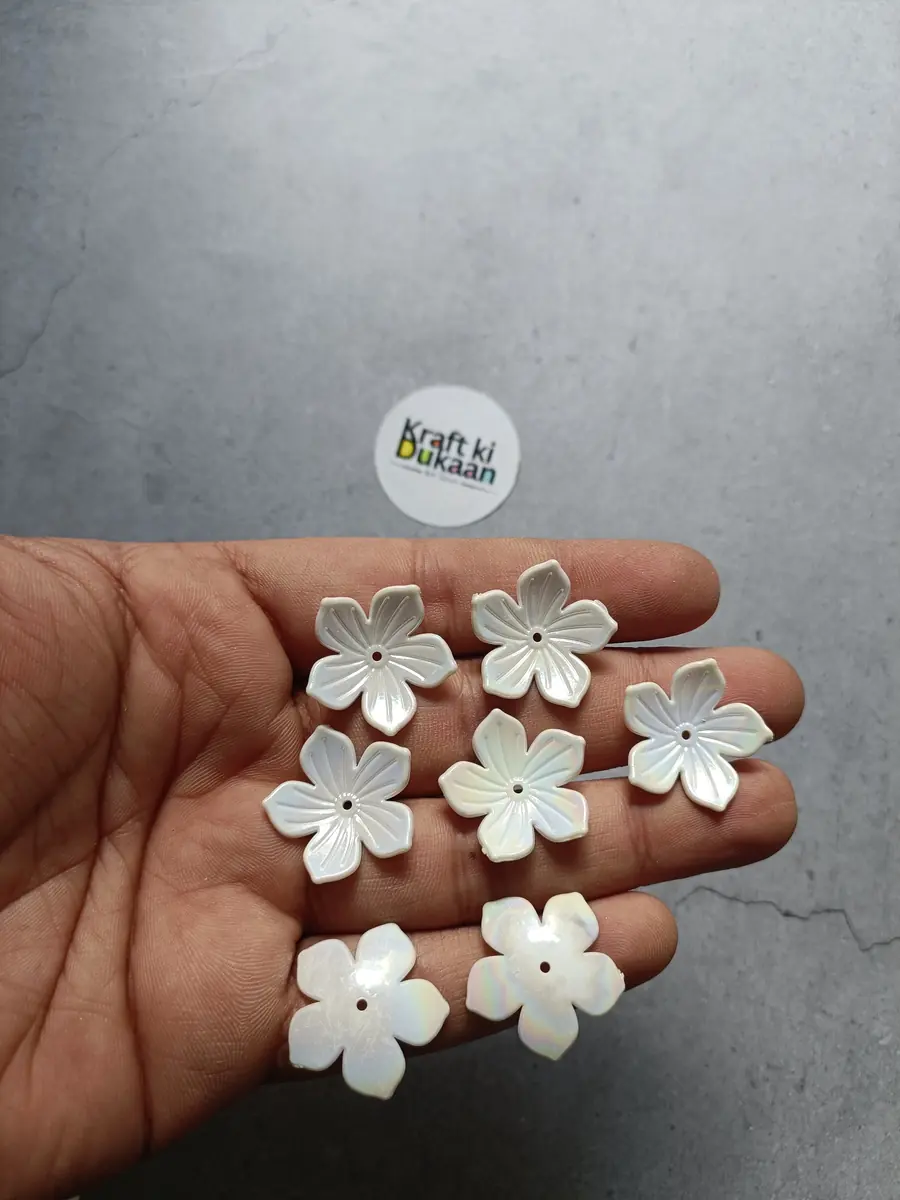 5 Kali White Rainbow Flower Beads Pack of 50