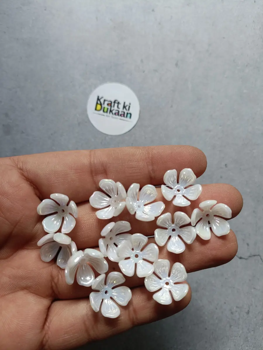 5 Kali White Rainbow Flower Beads Pack of 50