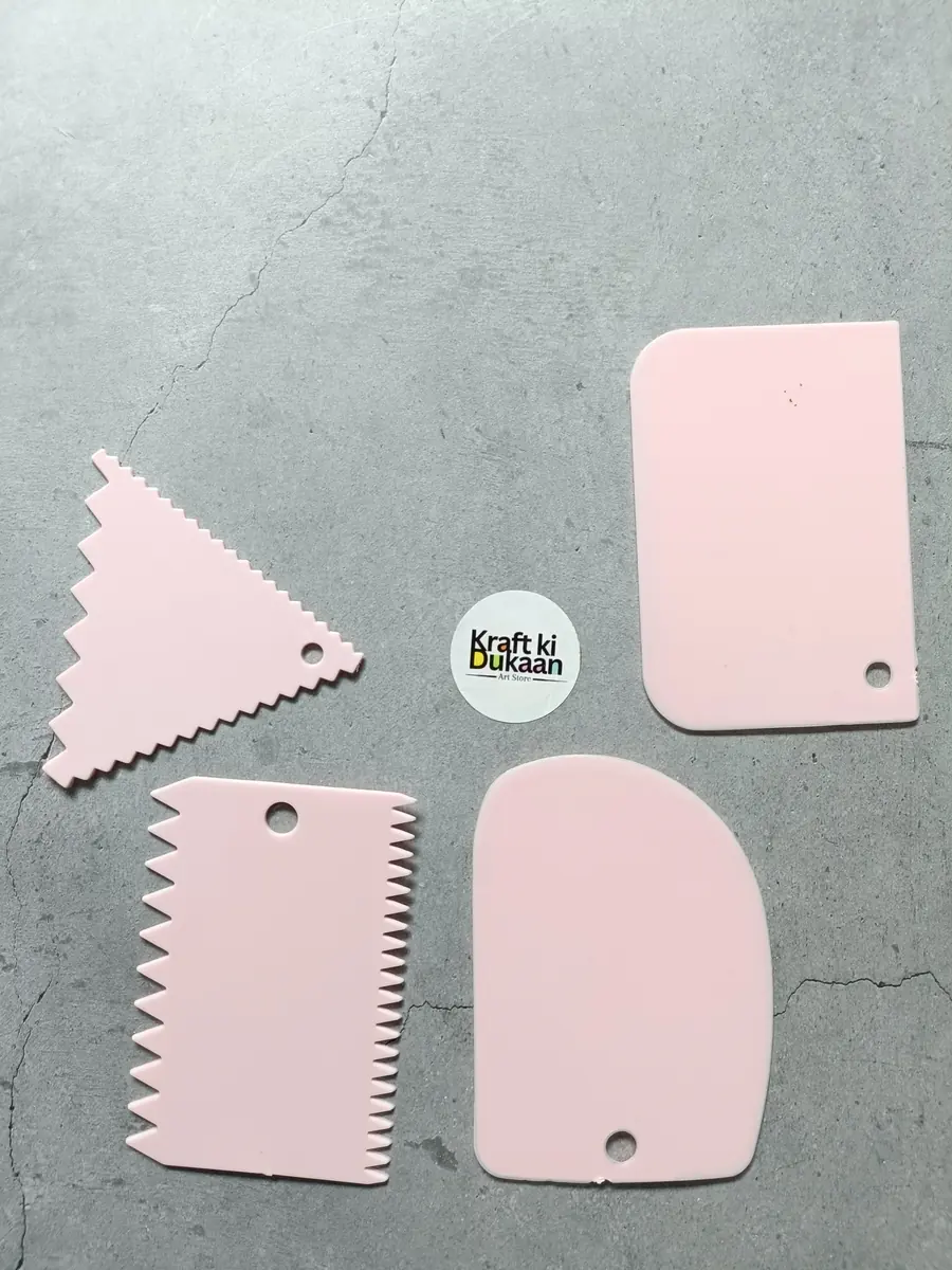 Plastic Scrappers 4PC Set