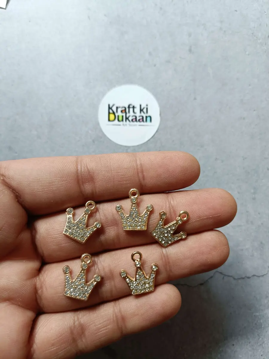 Charms & Pendants